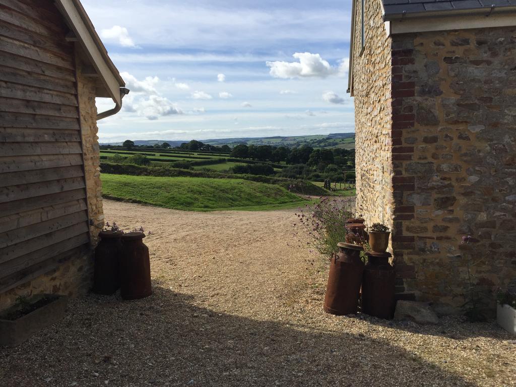 Wyke Farm Hotel Аксминстър Екстериор снимка
